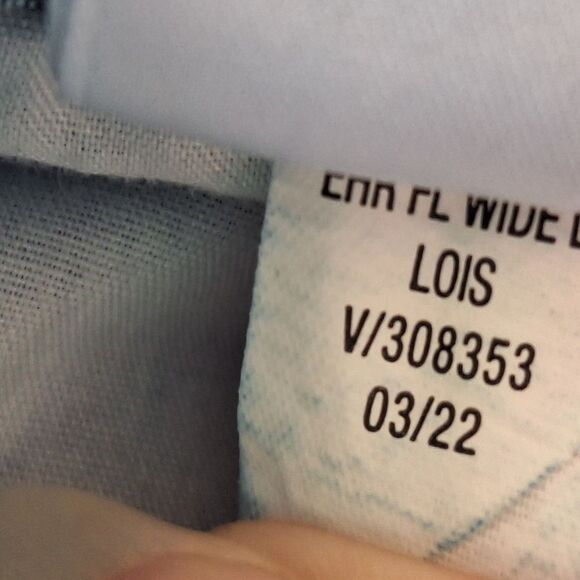 Old Navy Sky-Hi Wide Leg Jeans Lois Tummy Coverage Baggy size 10 Distressed 2022 - Picture 13 of 16